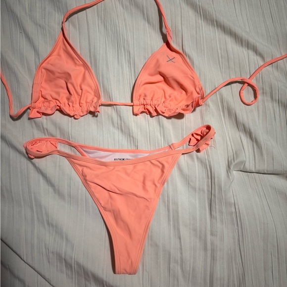 Boutine LA bikini - Picture 1 of 3
